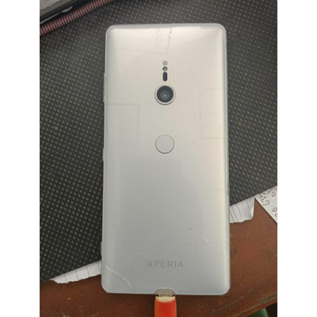 Hp Sony Experia XZ3 minus