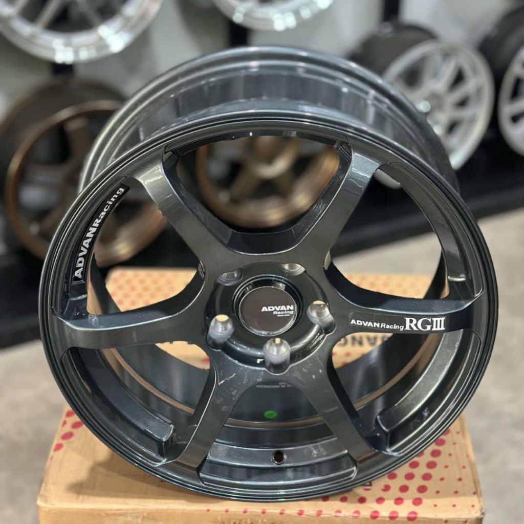 velg advan rg3 EJ TITAN ring 17 lebar 7,5 velg mobil ring 17 pnp mobil reborn venturer Innova Zenix 