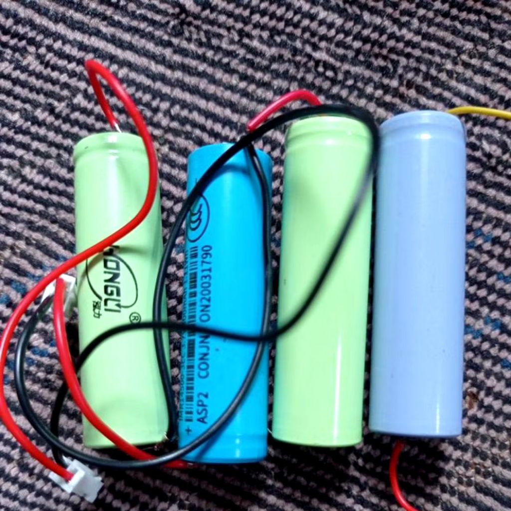 Baterai 14500 / AA 3,7V  baterai rechargeable Bisa Dicas