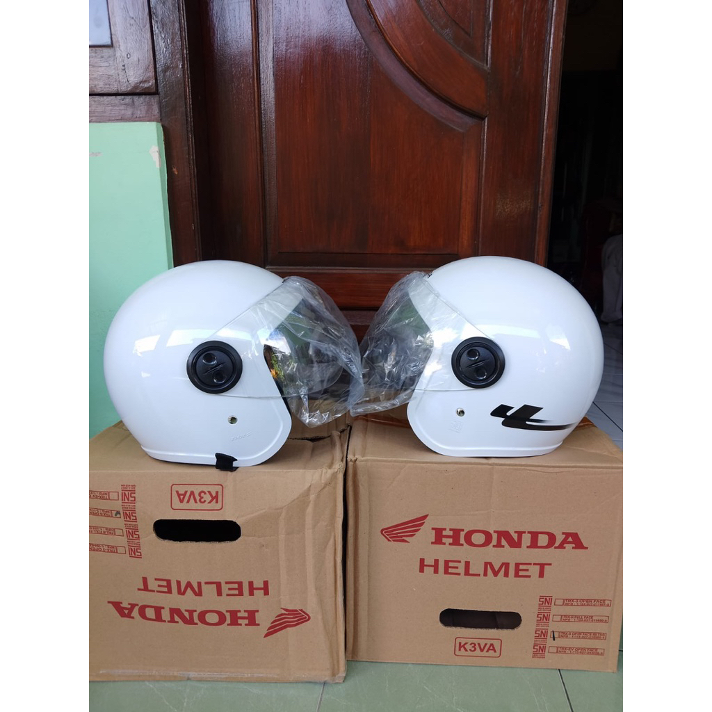Helm Honda Stylo dan Scoopy Original Retro Putih