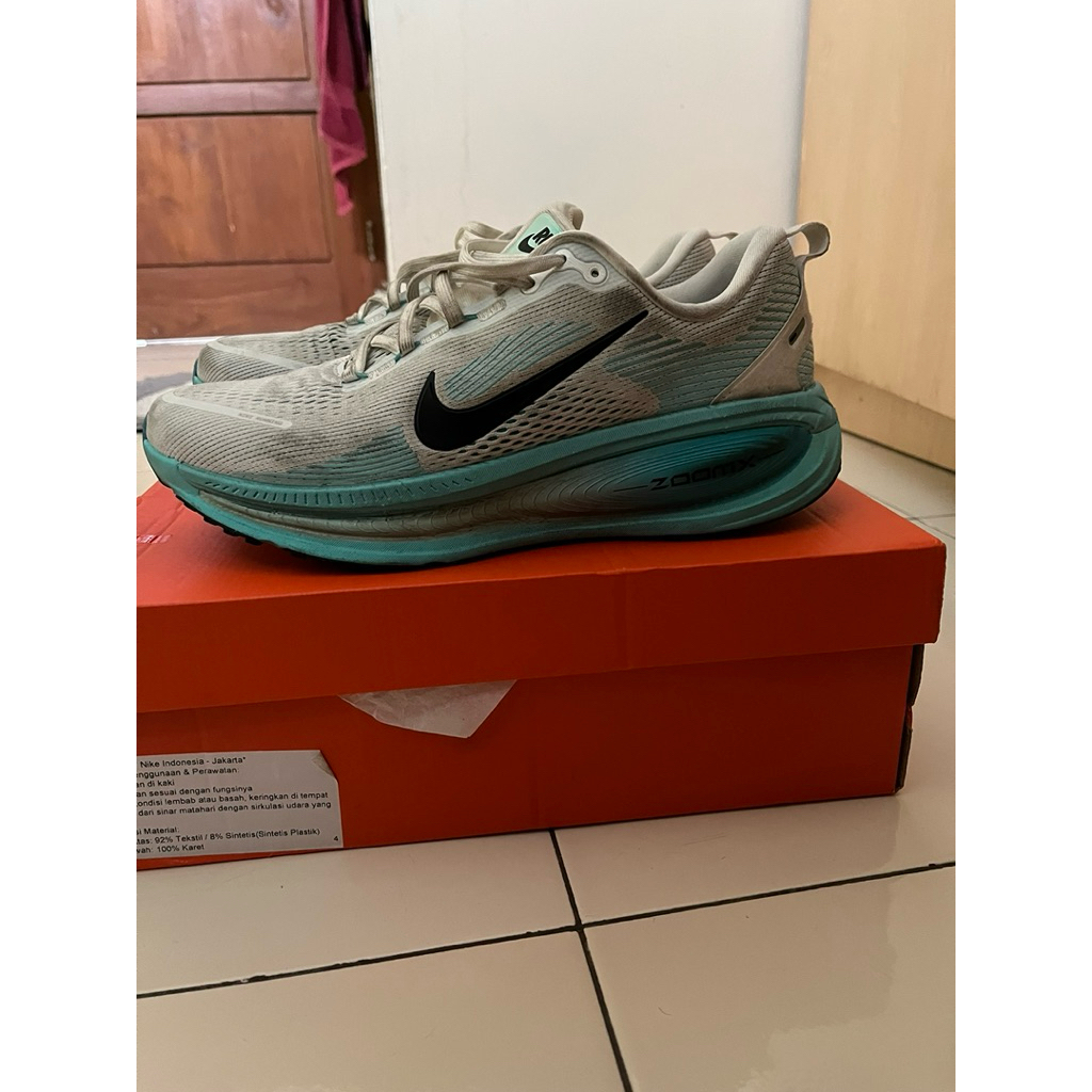 Nike Vomero 18