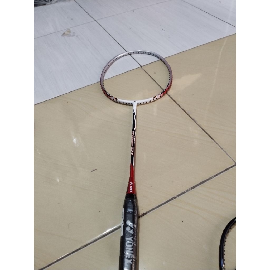 Raket Badminton Yonex Nanoray D1 Original 3UG5 28Lbs