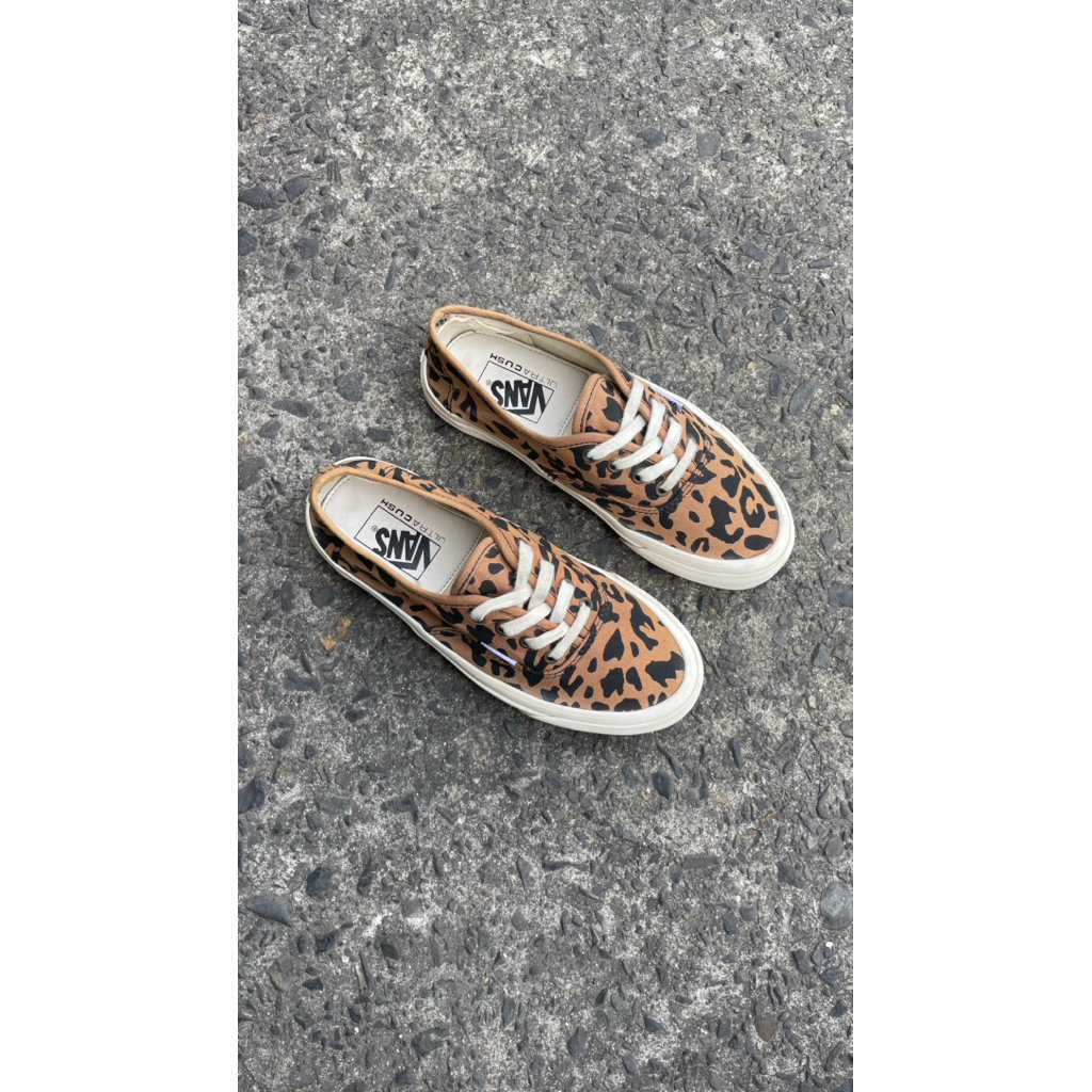 Vans Authentic Anaheim Leopard