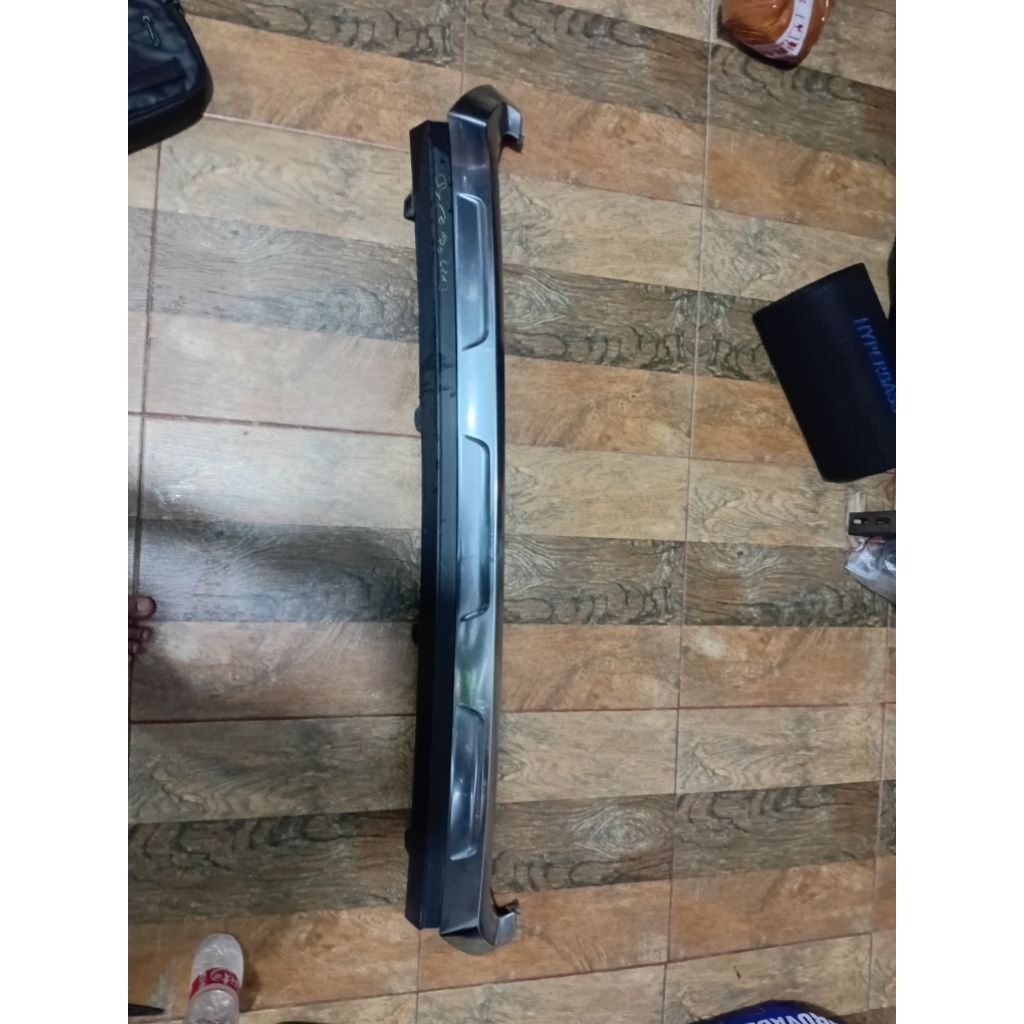 List Grill Bagian Bawah Lexus RX200t RX300 2015 2016 2017 original