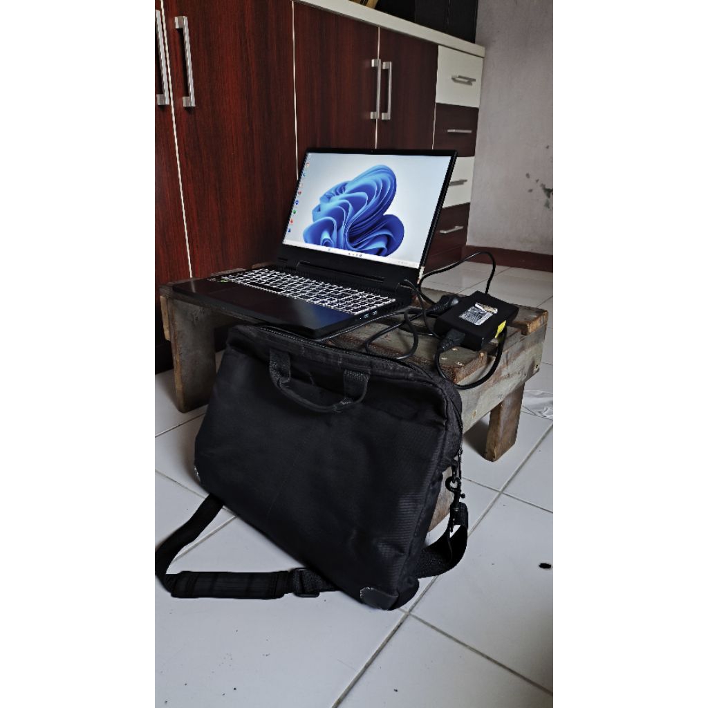 Acer Nitro AN515 Ryzen 7 6800H RTX 3060 RAM 24 GB DDR5 Storage 512GB