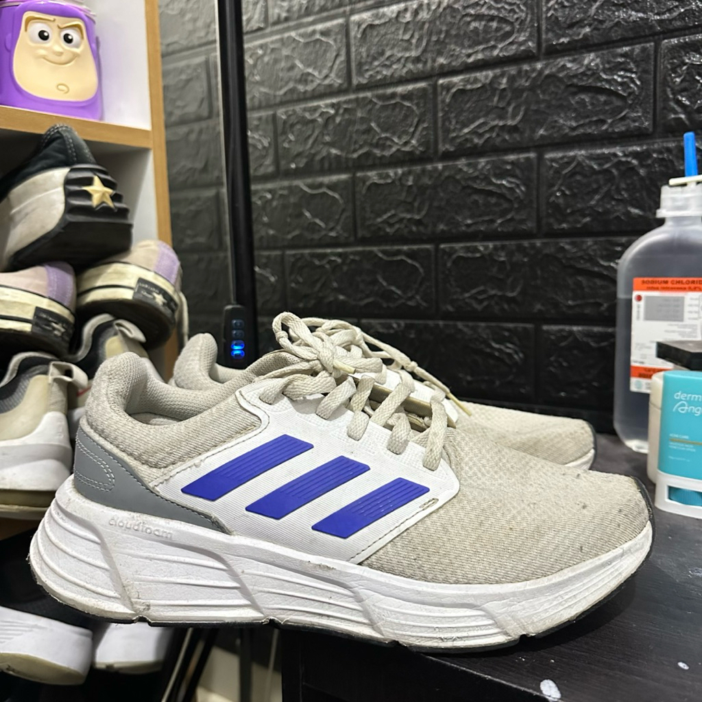 Preloved sepatu adidas original grey cloudfoam