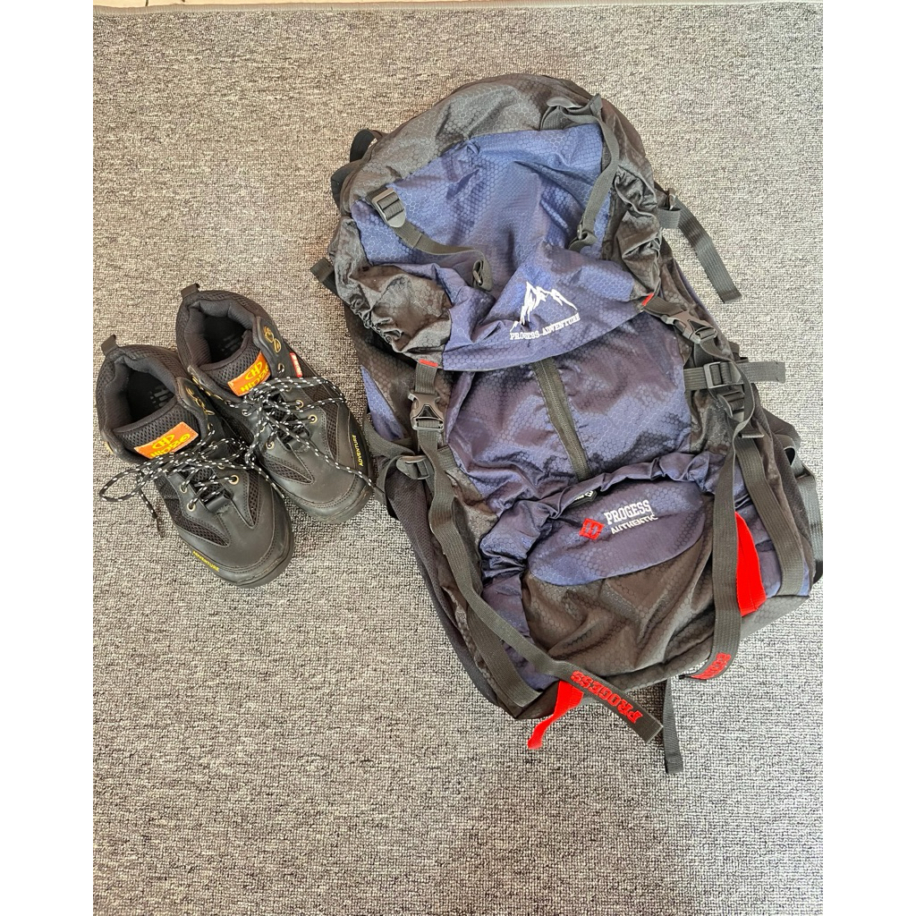 PRELOVED Sepatu dan tas gunung