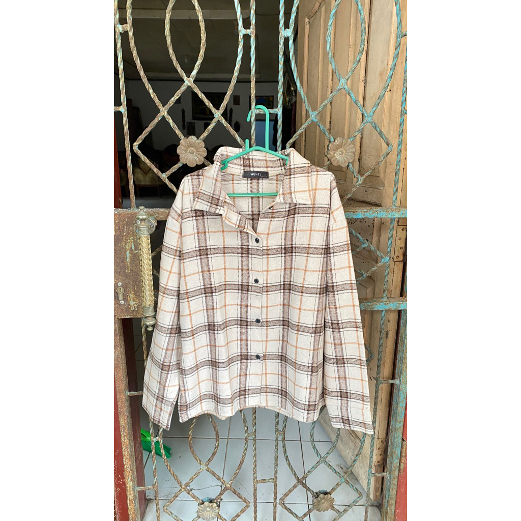 Preloved kemeja tartan