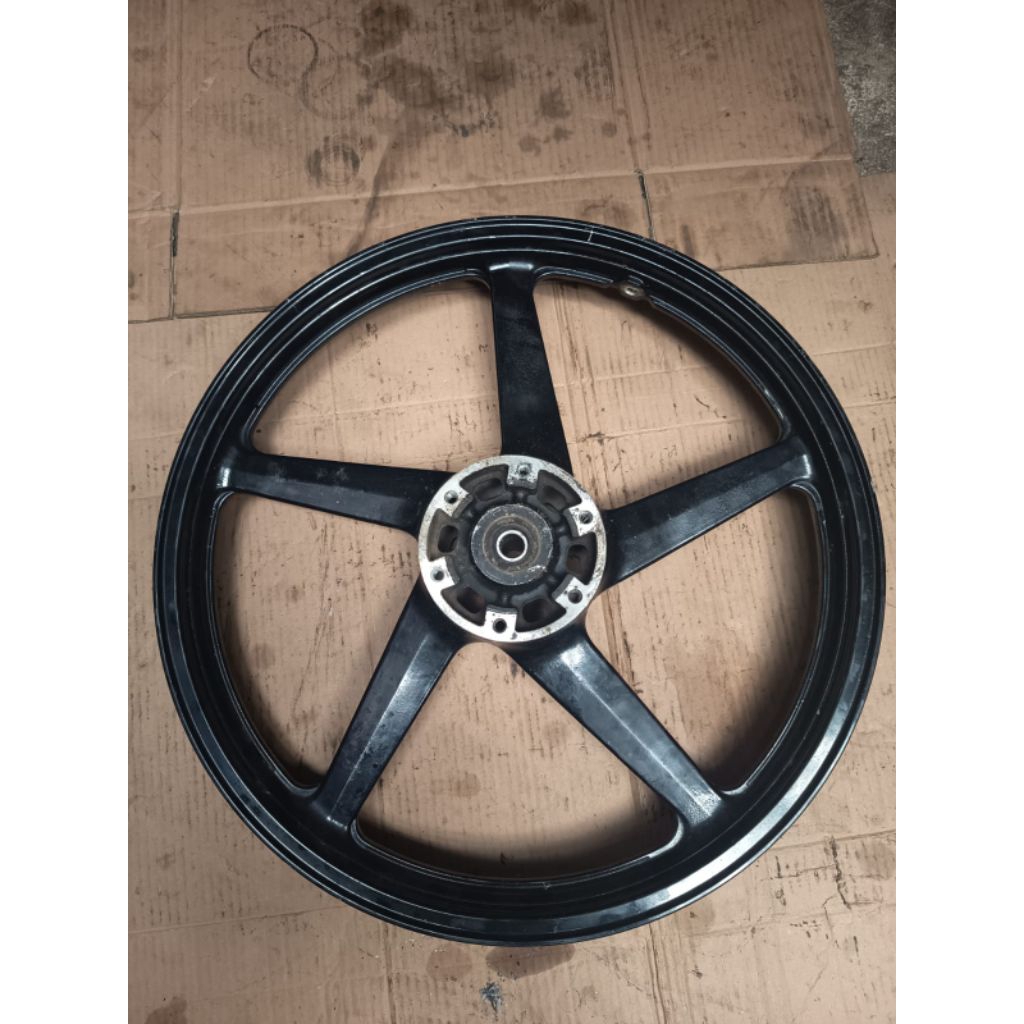 Velg depan yamaha scorpio 2014 ori