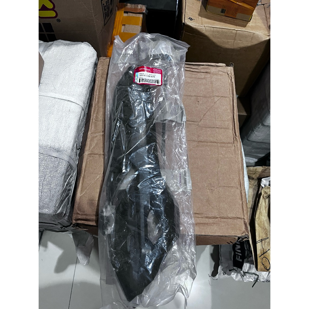 tameng knalpot vario 150