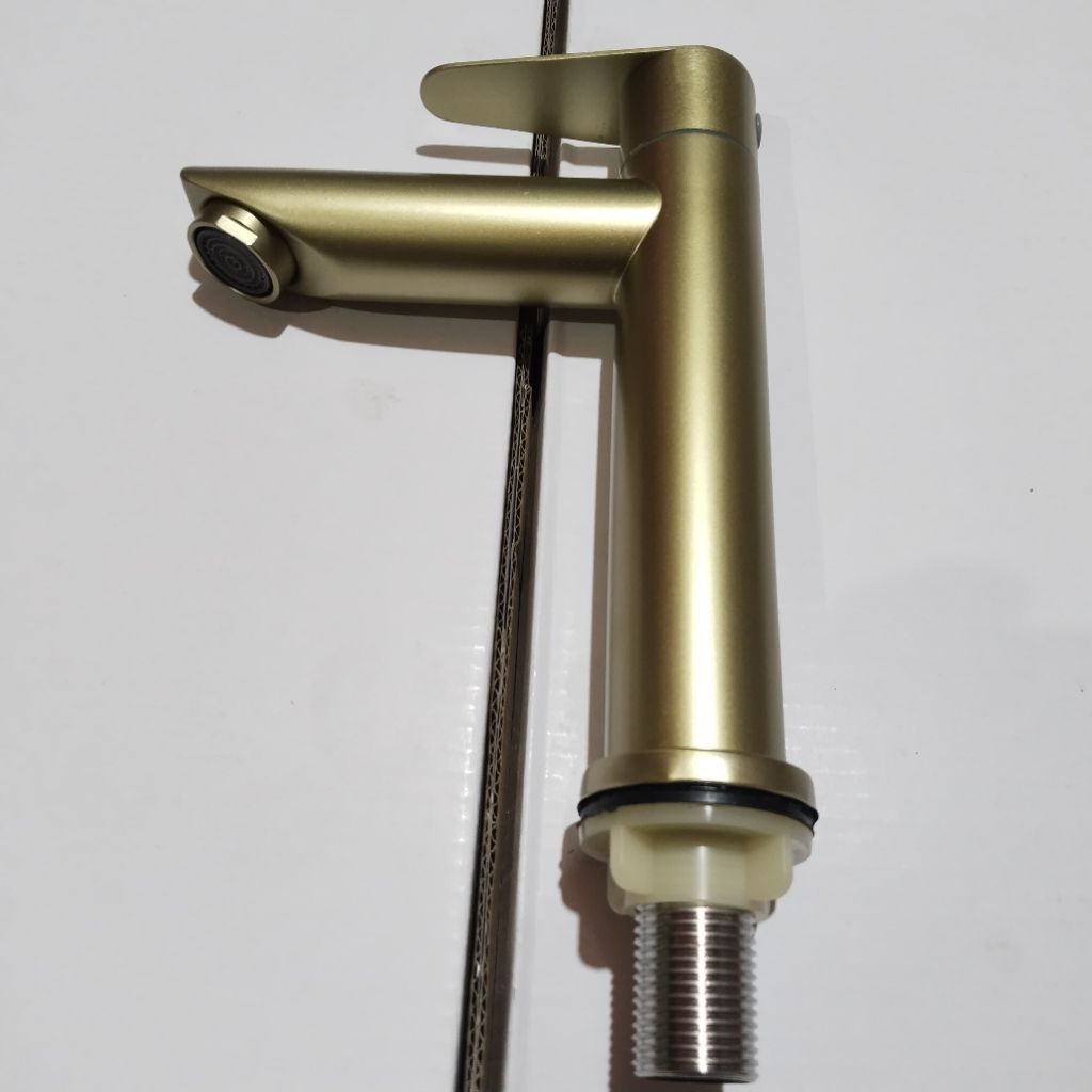 Kran Wastafel Stainless Gold Ivory/Keran Air Wastafel Gold/Kran air wastafel