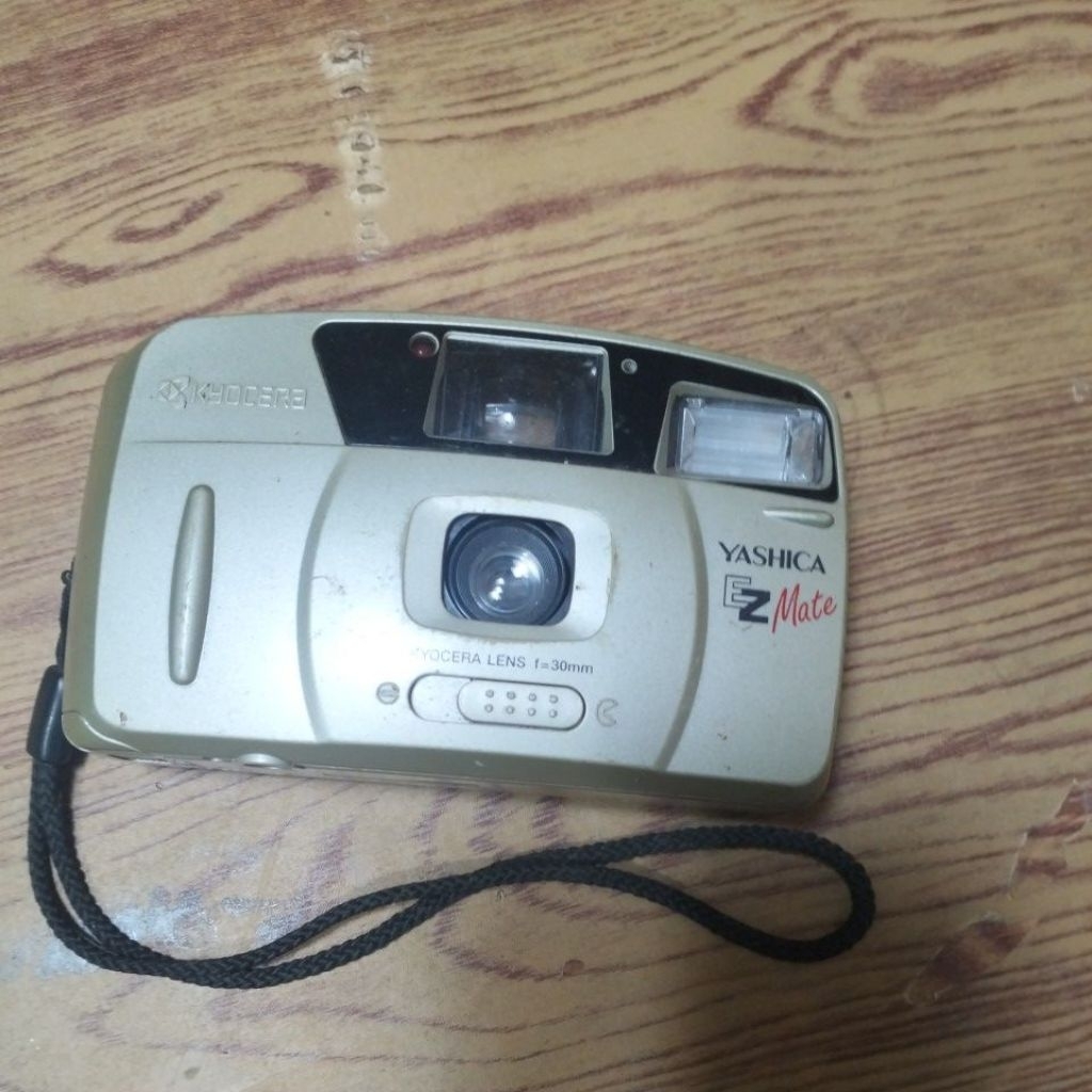 kamera yashica ez mate