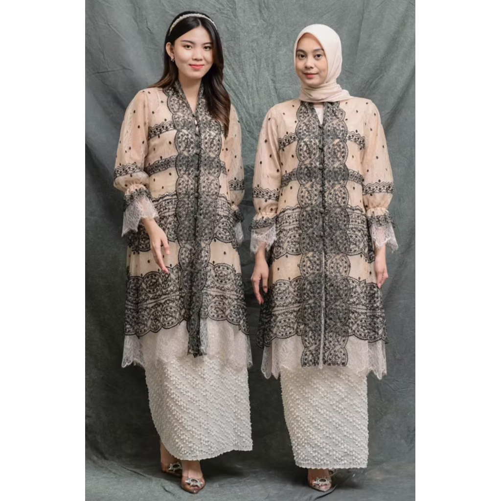 Sewa I Rent luxxe studio kebaya set rok tenun