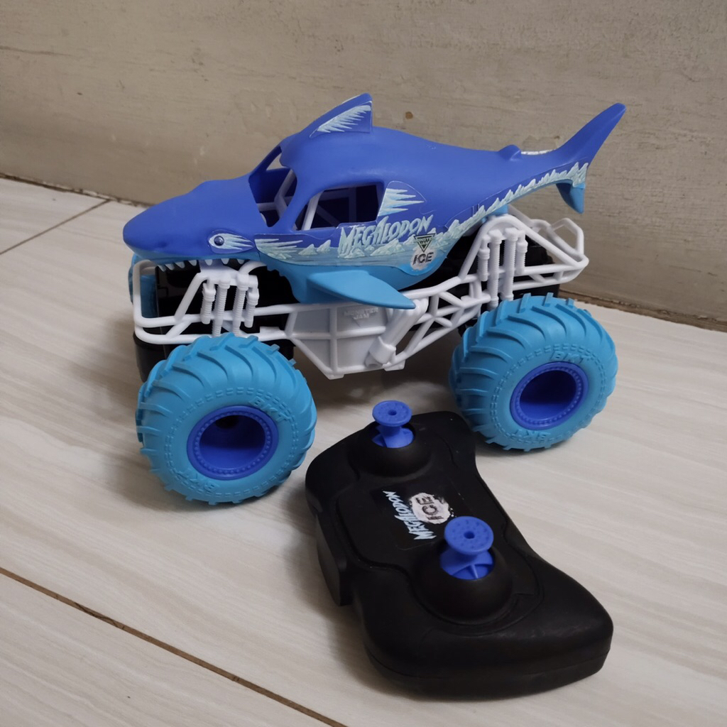 Rc Remot Mobil Megalodon Original Kids Station Mainan Pajangan Hadiah Anak
