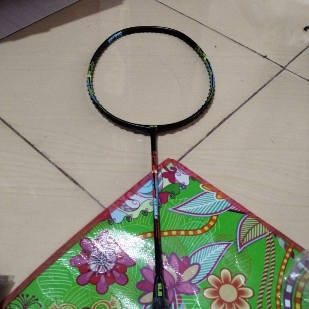 Raket Badminton Slr Wind 3 Original 3UG5 30Lbs