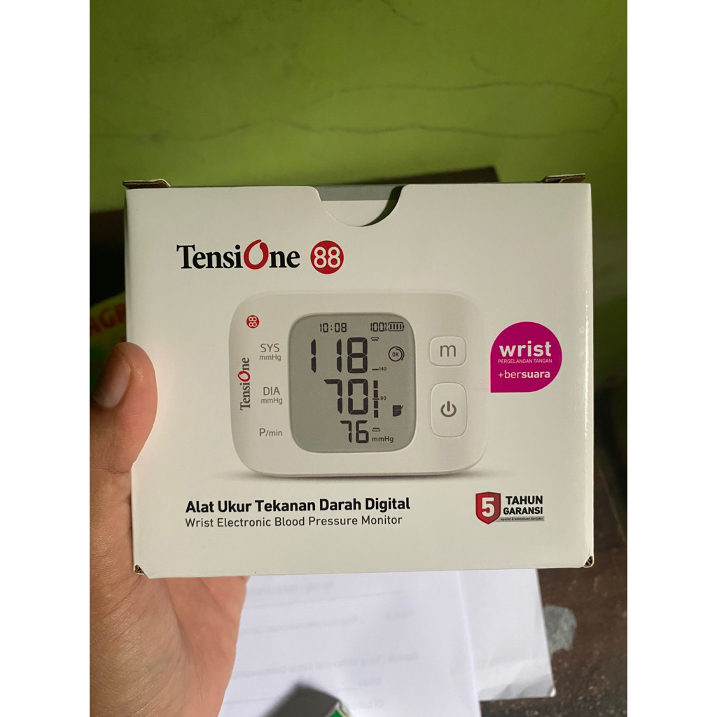 TensiOne 88 Onemed - Tensimeter Digital Pergelangan Tangan dengan Suara Bahasa Indonesia