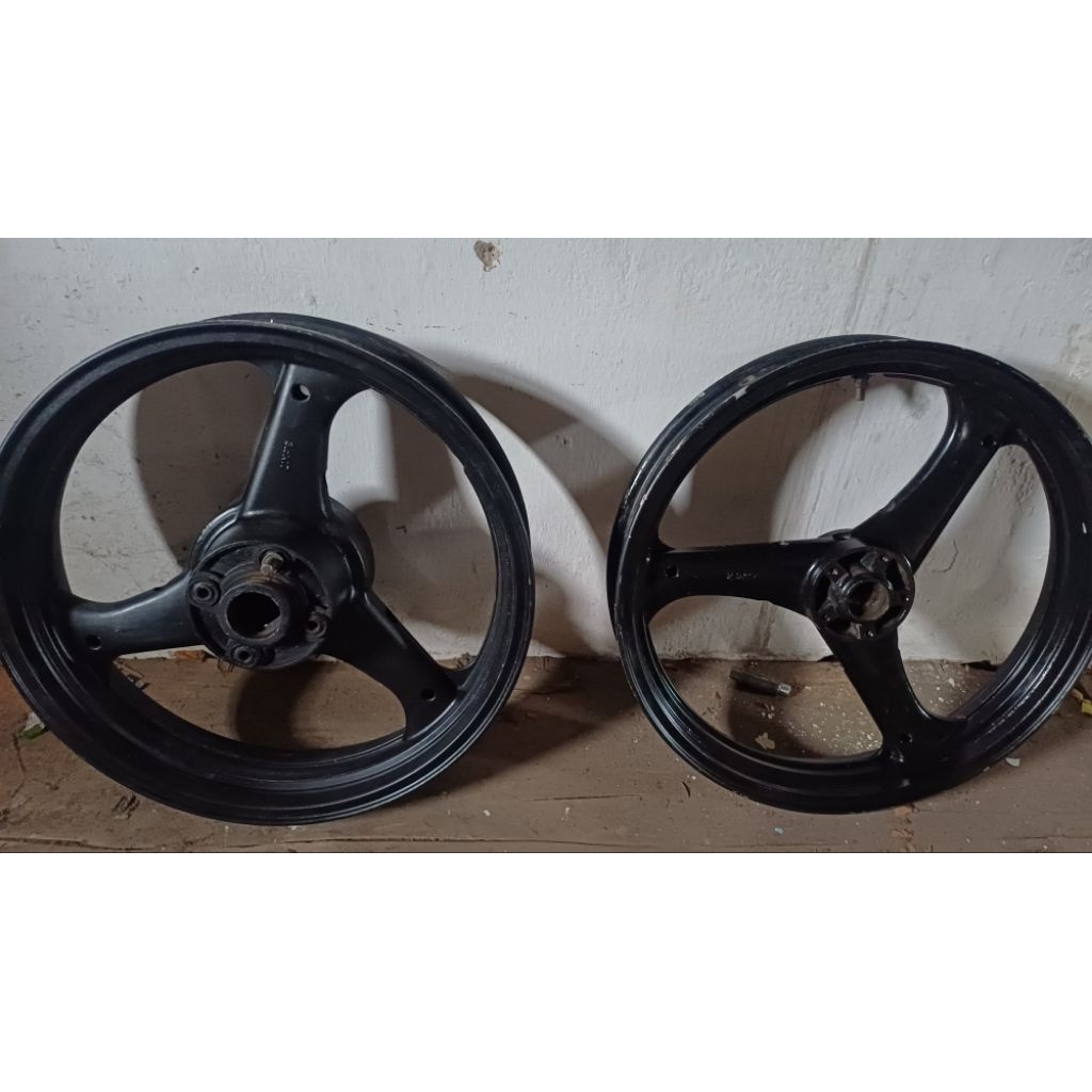 velg tapak lebar 2.50/3.50 pnp honda tiger,gl pro,mega pro