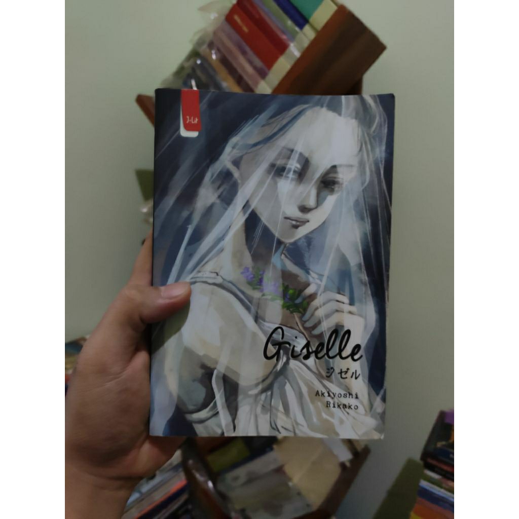 [PRELOVED ORI] Giselle - Akiyoshi Rikako Buku Bekas