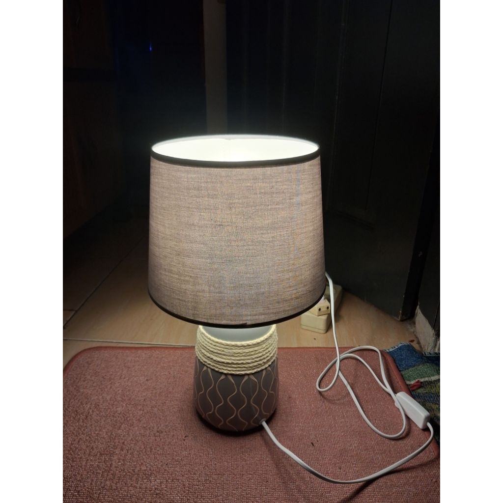 Lampu meja EGLO