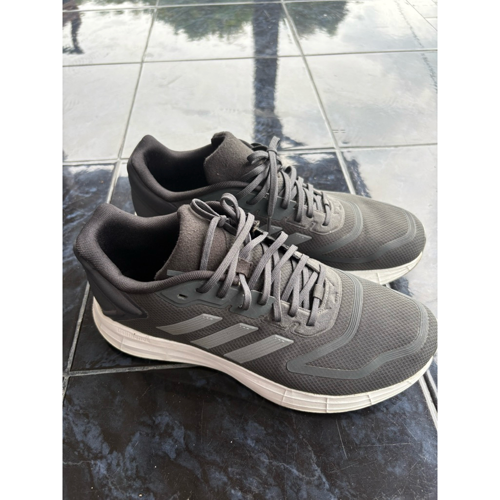 Sepatu Adidas Duramo 10
