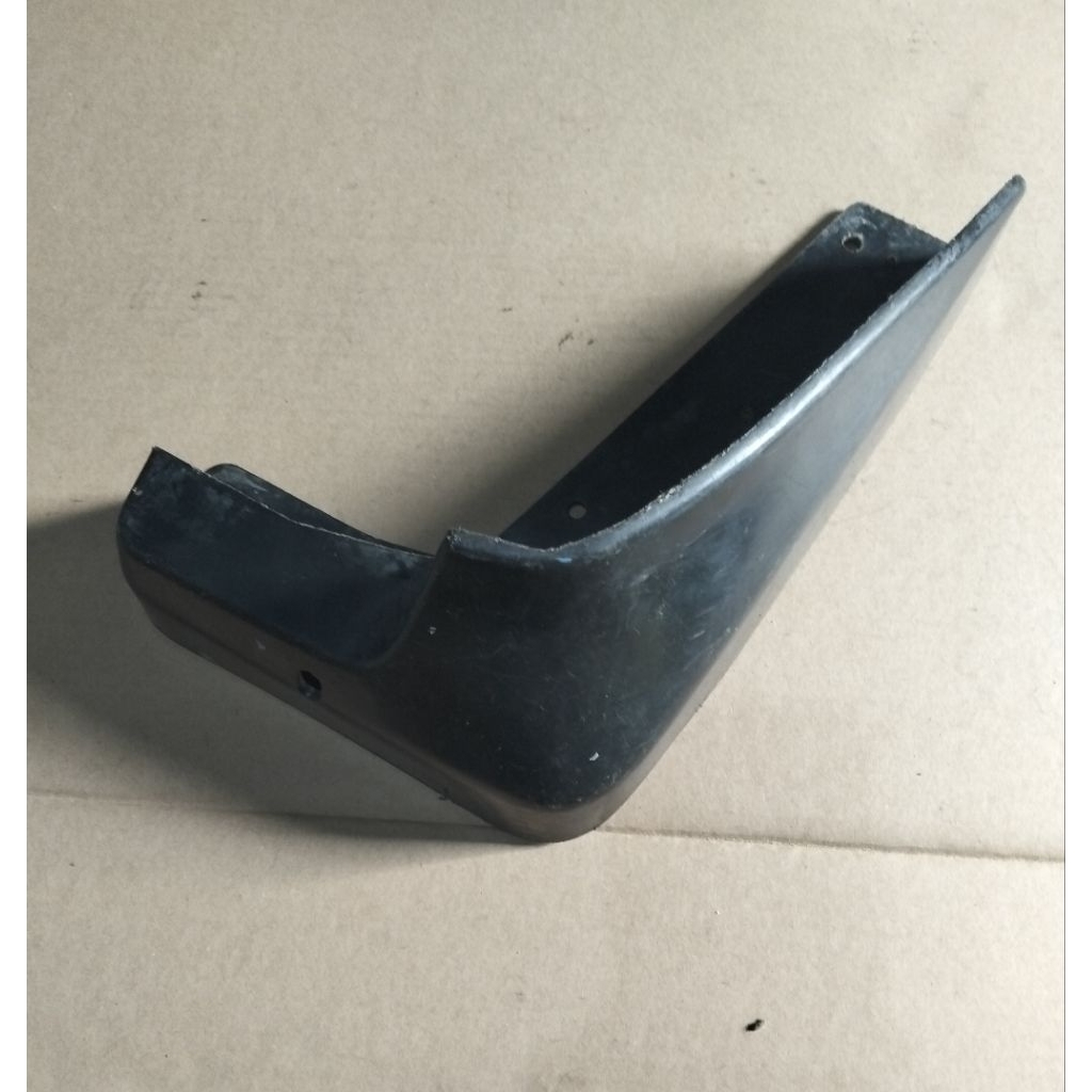 Mudguard Depan Suzuki Grand Vitara Original