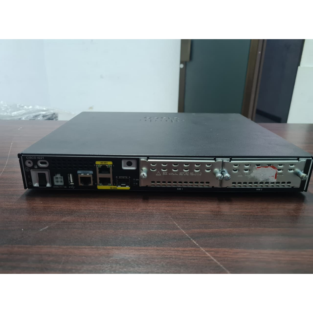 Cisco ISR4221/K9 V03 Router Enterprise Original | Second Normal