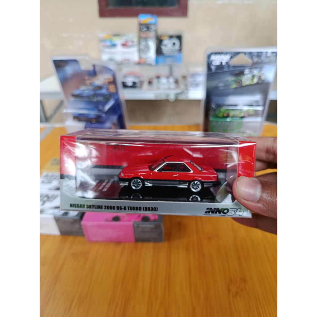 Inno64 Nissan Skyline 2000 RS-X Turbo (DR30) (Sealed)