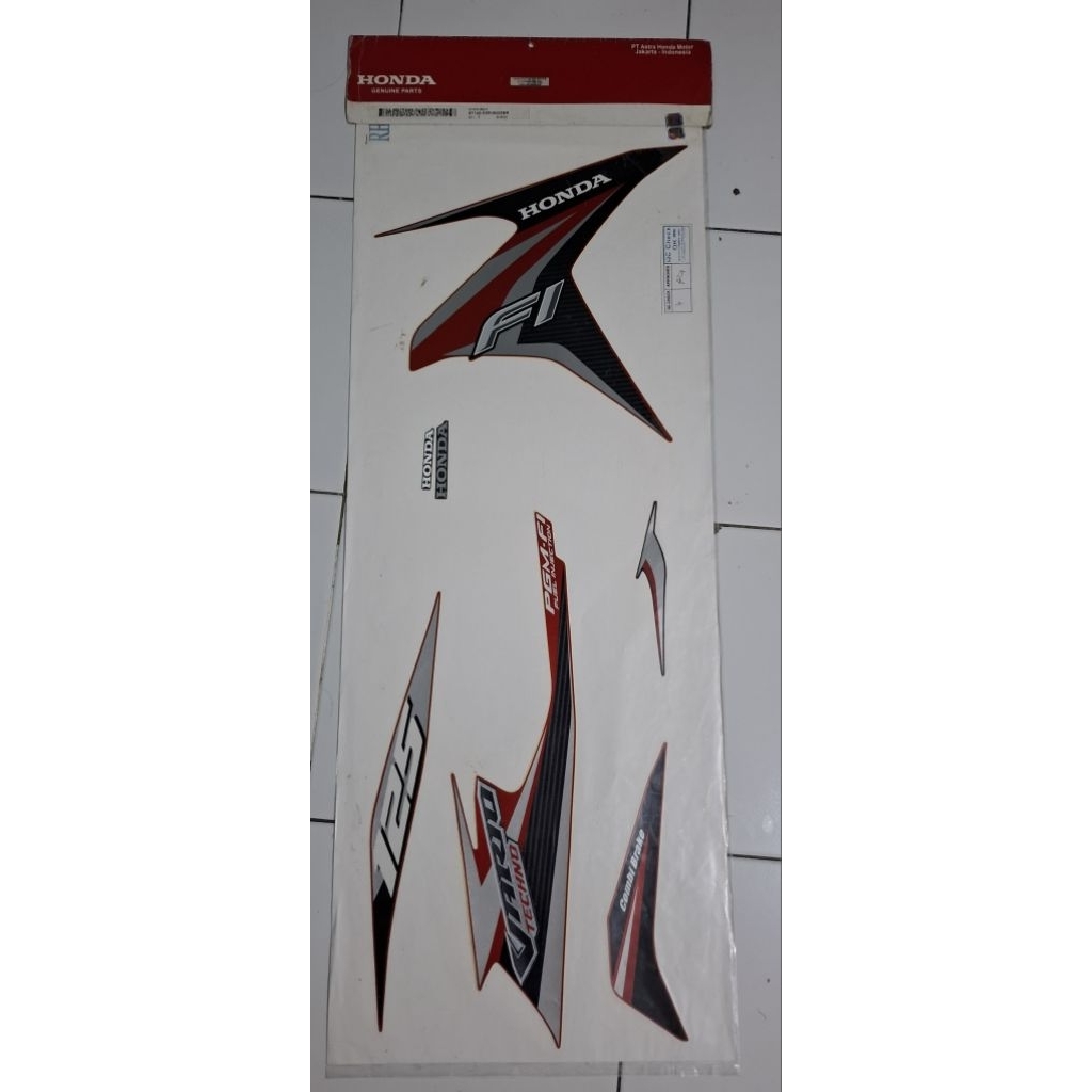 Striping Vario techno 125 2014 original AHM Merah Kanan