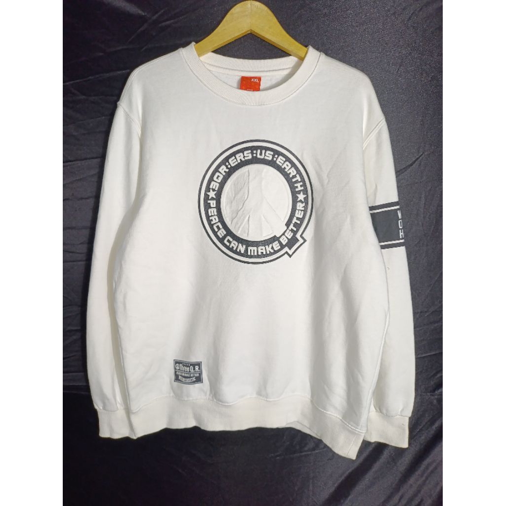 Crewneck Three Q.R. vtg unisex