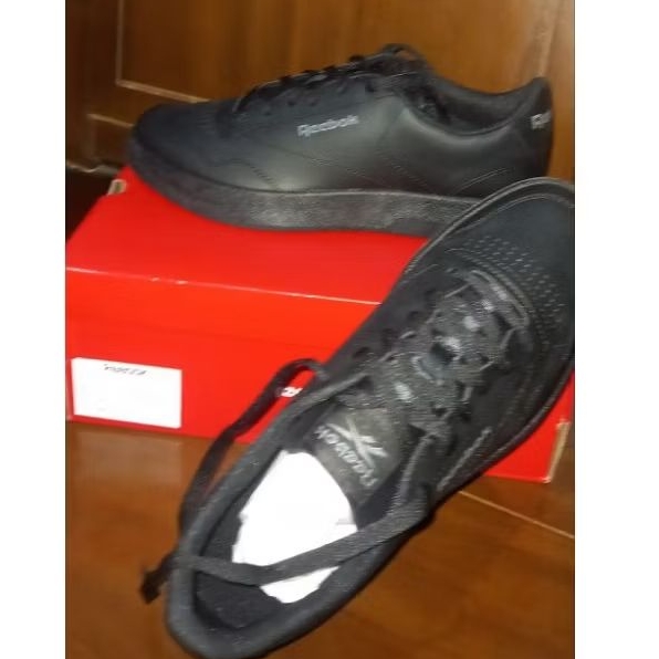 sepatu reebok casual