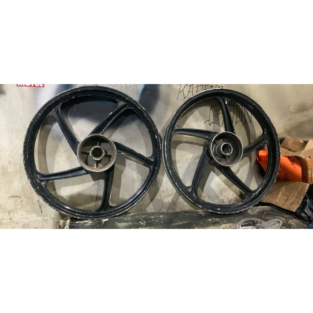 Velg racing grand supra fit tromol