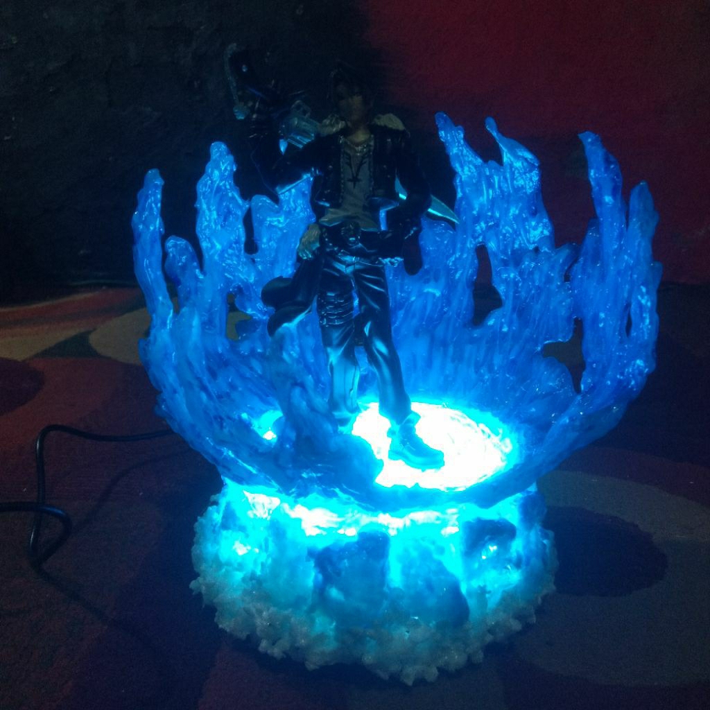 stand base figure biru