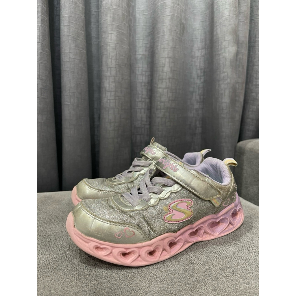 Sepatu Skechers Heart Light Size 33 [PRELOVED]