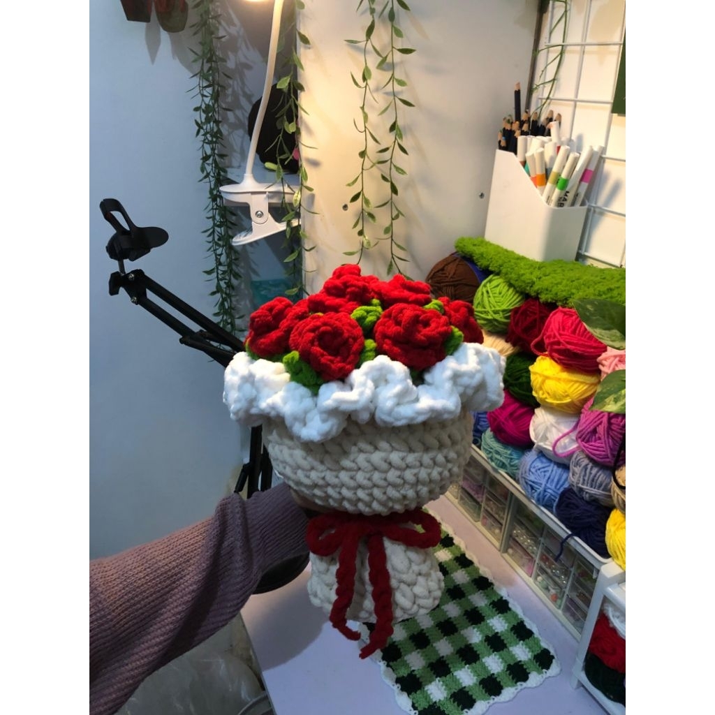 Buket mawar jumbo - buket rajut mawar jumbo - buket rajut handmade