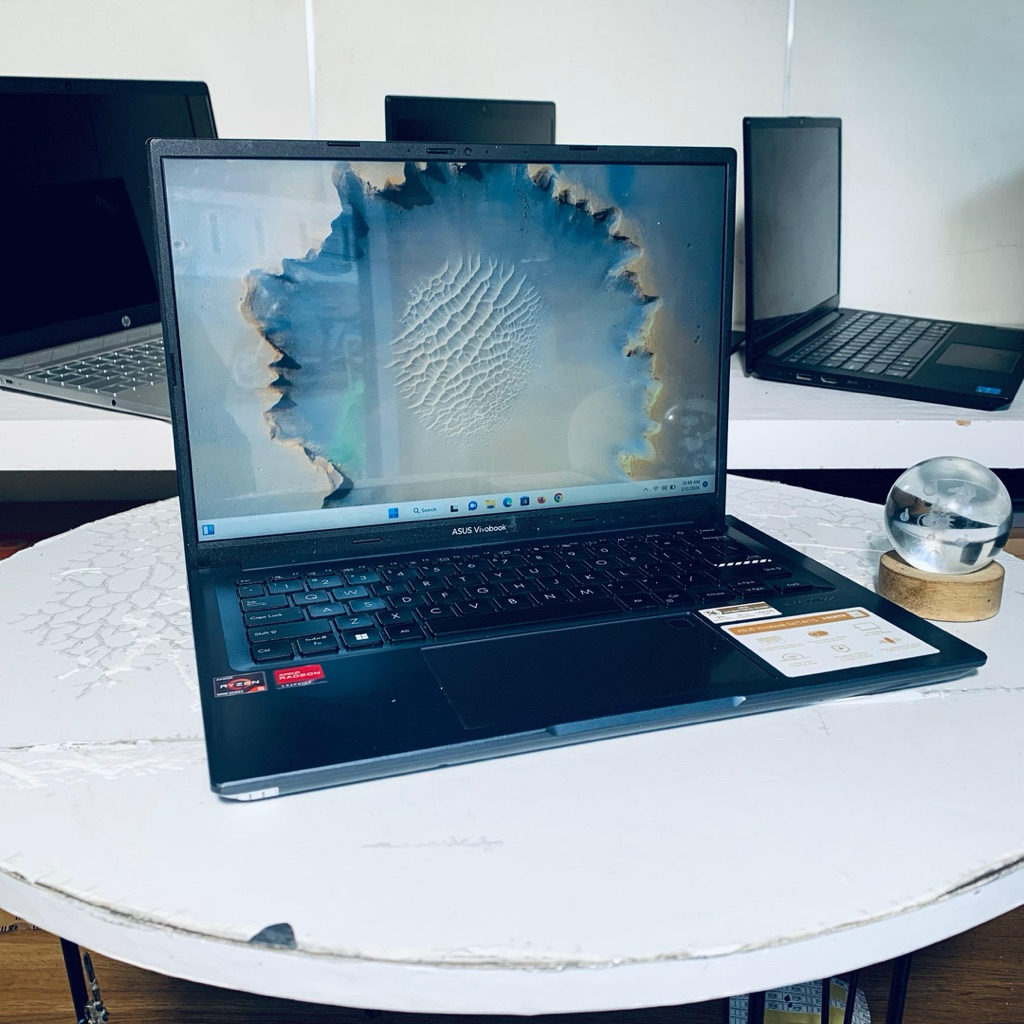 Laptop Asus VivoBook M1403Q | Ryzen 5-5600H | 8GB | 512SSD