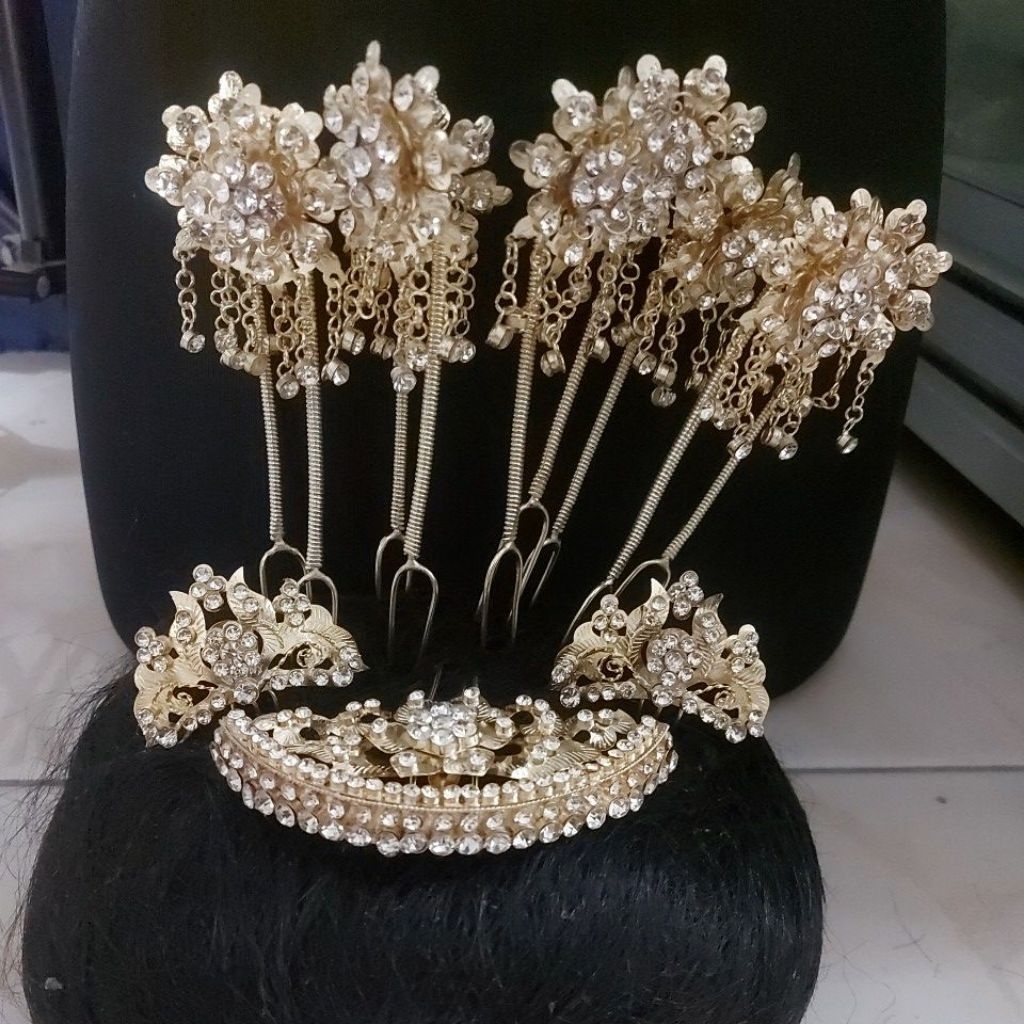 Set Solo Mentul Mawar