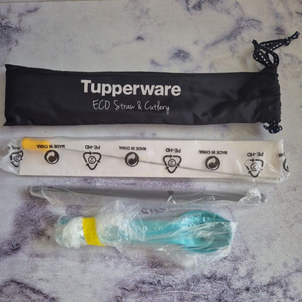 Cutlery Tupperware/cutlery set