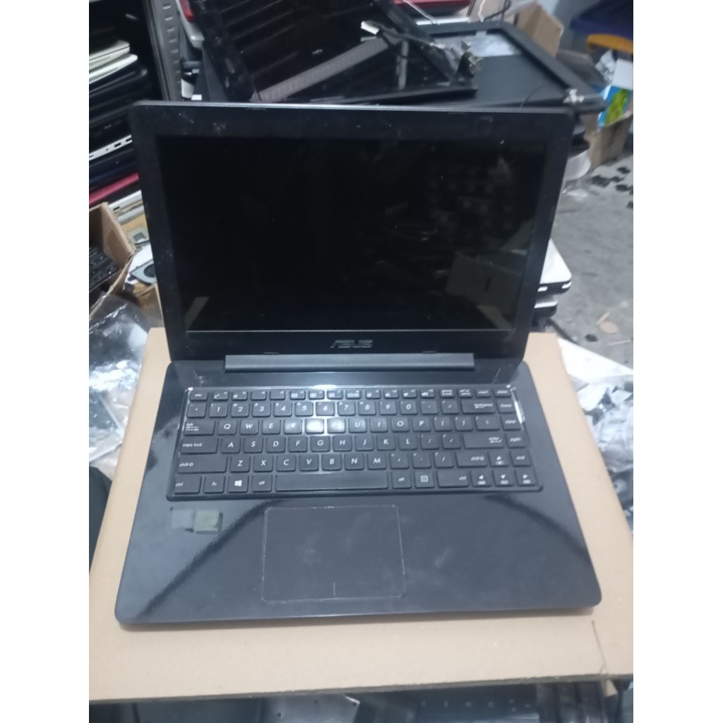 Casing Asus a456 a456u a456ua a456uf a456ur a456uv a456ux