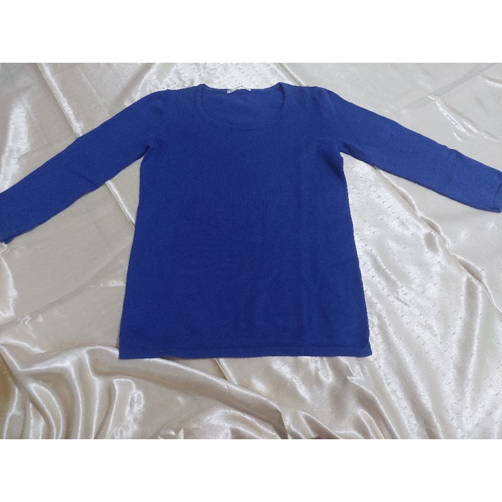 (Preloved) Longsleeve Uniqlo