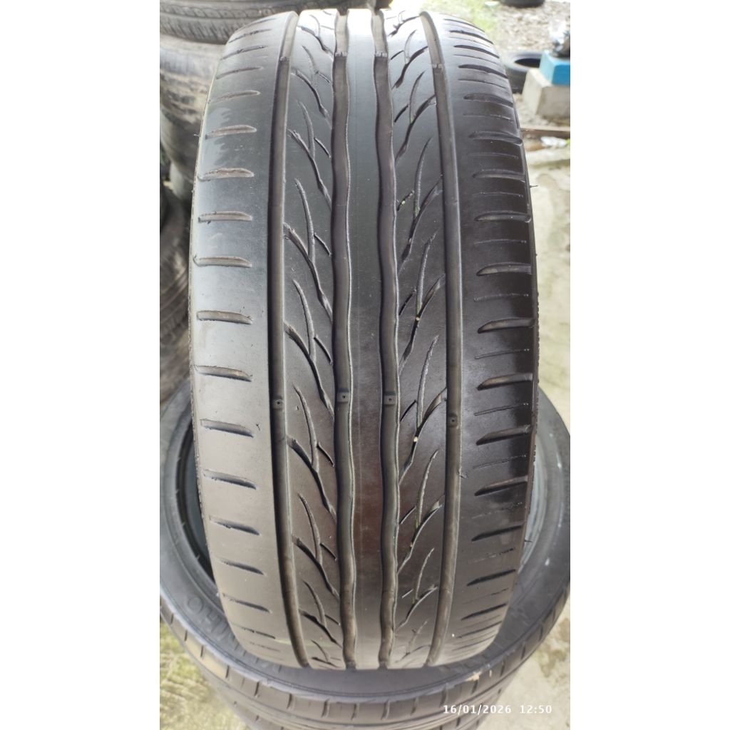 BAN KUNHO 215 45 R18