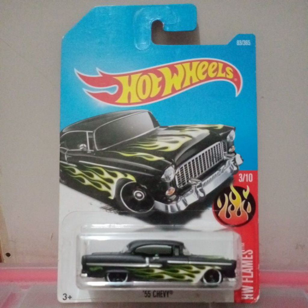 Hot Wheels 55 Chevy hitam