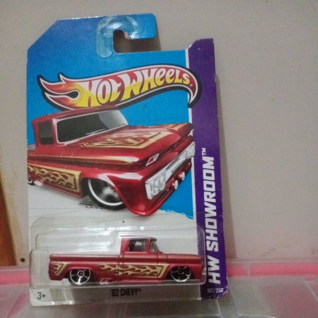 Hot Wheels 62 Chevy HW Showroom 2013