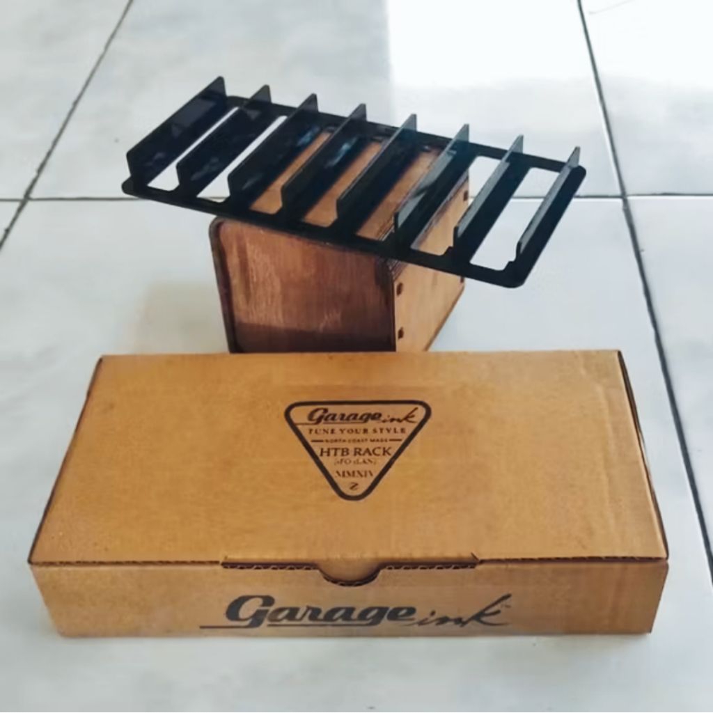 HTB 6 Slot Acrylic dengan Spacer