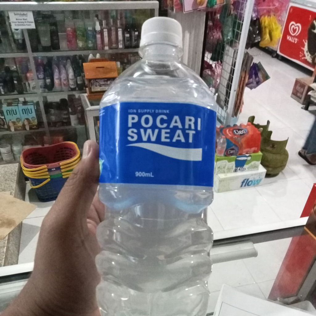 Pocari Sweat 900ml