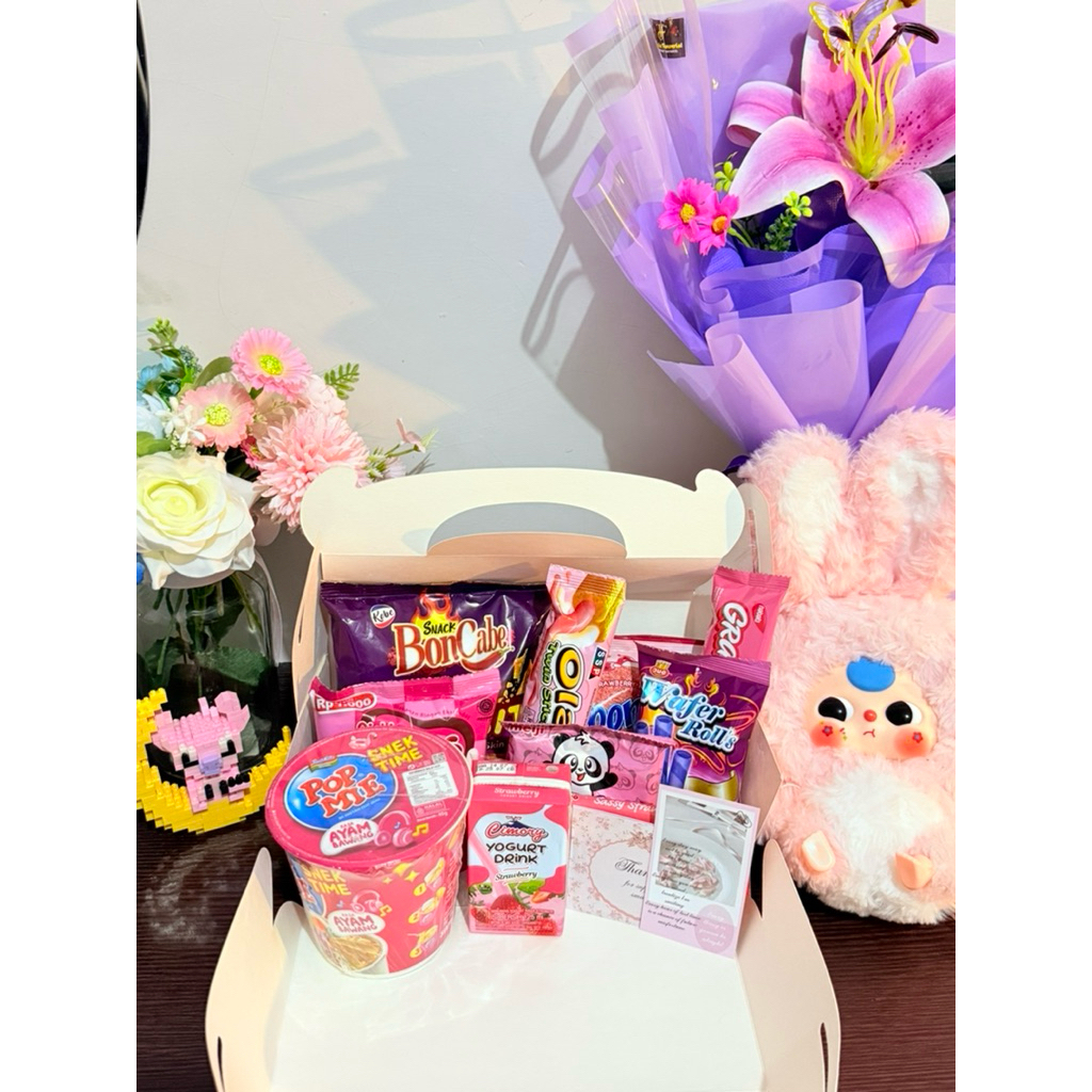 KADO CEWEK | SNACKBOX | HAMPERS WANITA PAKET A