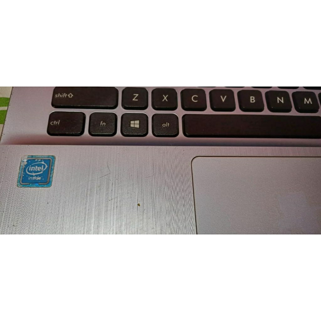 LEPTOP ASUS