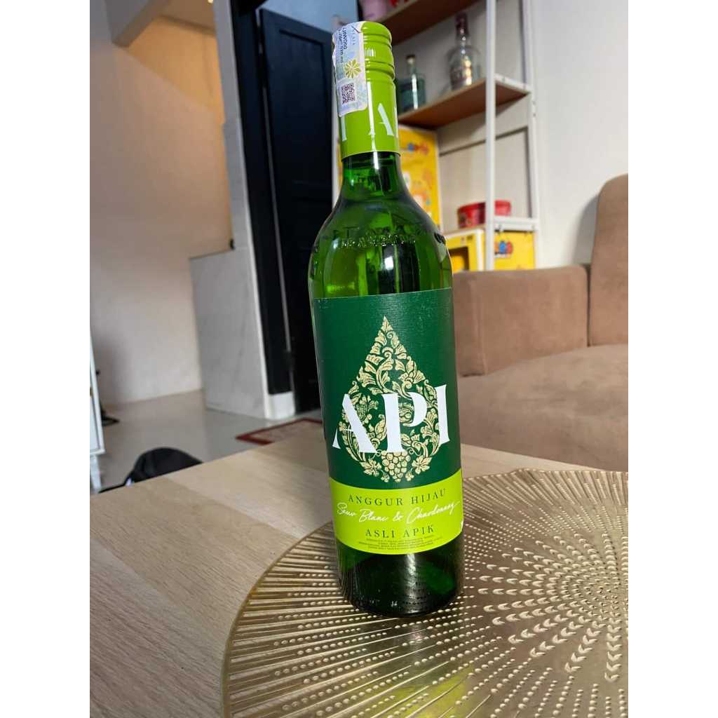 API Anggur Hijau 620ML Original 19,7% Alkohol Botol 620ML Packing Aman