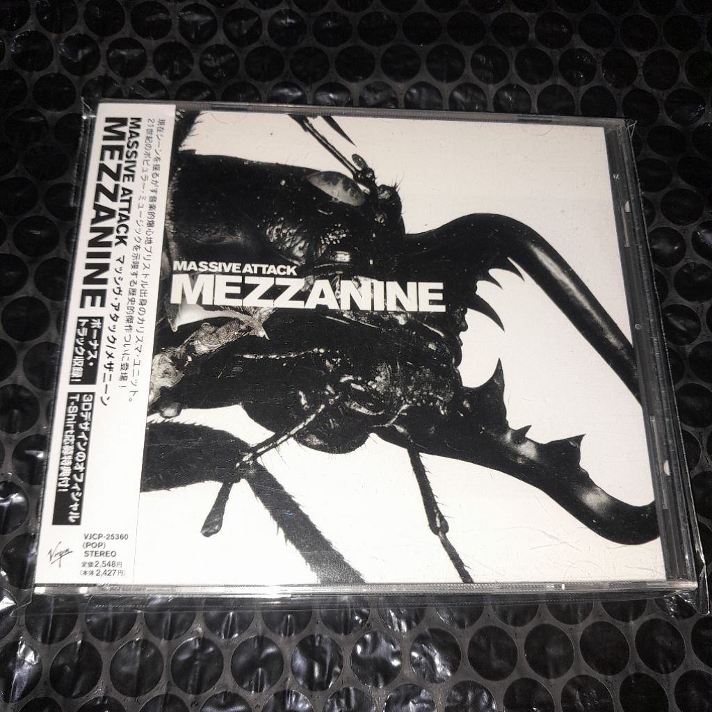 cd massive attack mezzanine