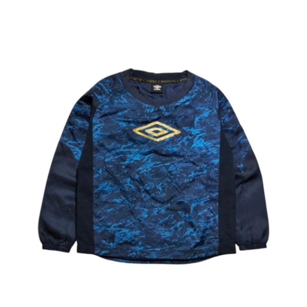 UMBRO vneck windbreaker size 150 fit S (P57xL49)