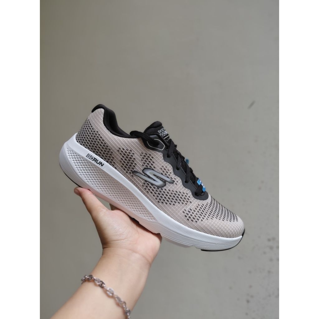 SEPATU RUNNING PRIA SKECHERS GO RUN ELEVATE MEN
